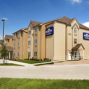 Microtel Inn & Suites Kenedy